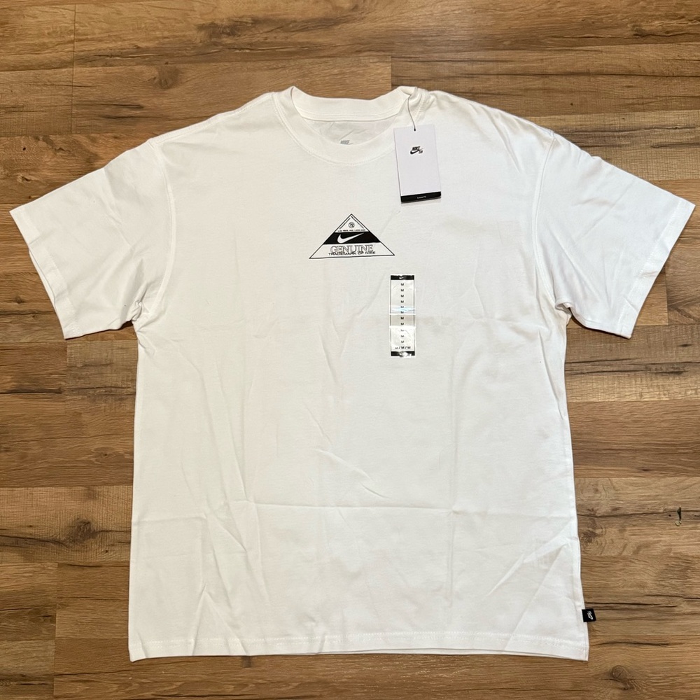 Nike SB Short Sleeve Shirt